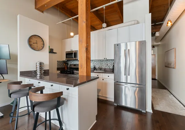 Photo 3 of Condo for sale at 1632 S Indiana Ave #706, Chicago, IL 60616 | MLS# 12766521 | Listing updated on 2026-09-24