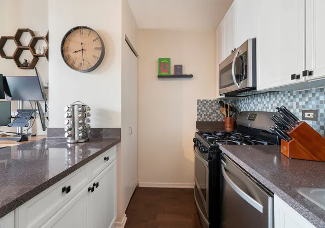 Photo 3 of Condo for sale at 1632 S Indiana Ave #706, Chicago, IL 60616 | MLS# 12766521 | Listing updated on 2026-09-24