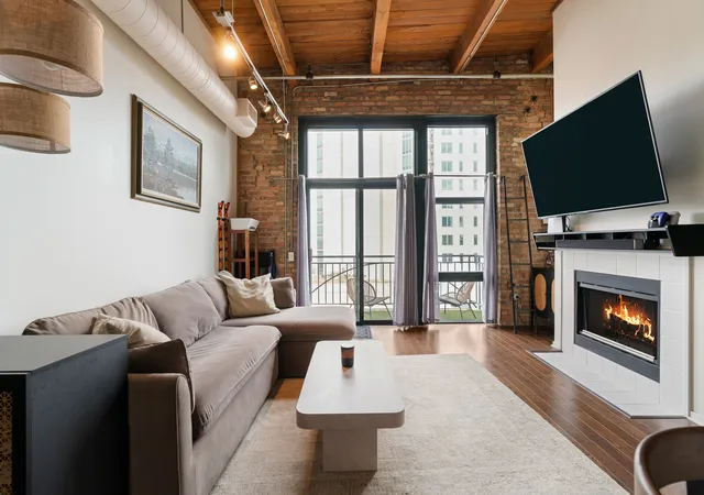 Photo 4 of Condo for sale at 1632 S Indiana Ave #706, Chicago, IL 60616 | MLS# 12766521 | Listing updated on 2026-09-24