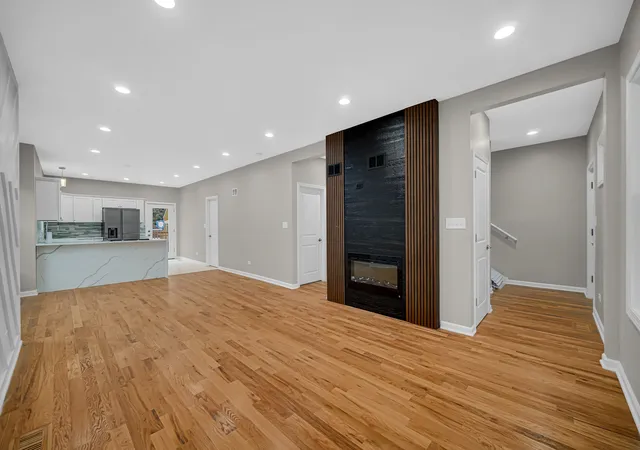 Photo 3 of Single family home for sale at 656 Freeland Ave, Calumet City, IL 60409 | MLS# 12766523 | Listing updated on 2026-09-24