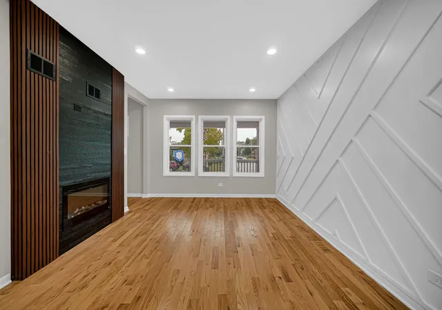 Photo 3 of Single family home for sale at 656 Freeland Ave, Calumet City, IL 60409 | MLS# 12766523 | Listing updated on 2026-09-24