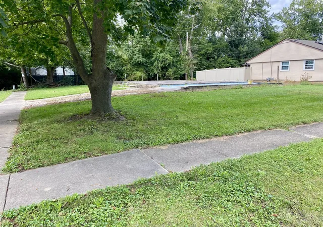 Land for sale at 2508 E Illinois St, Urbana, IL 61802 | MLS# 12766536