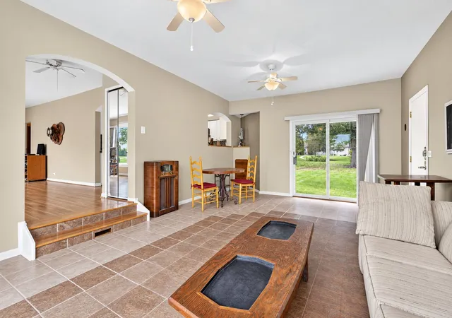 Photo 4 of Single family home for sale at 2n266 Prairie Ave, Glen Ellyn, IL 60137 | MLS# 12766549 | Listing updated on 2026-09-22