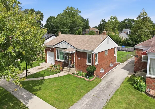 Photo 2 of Single family home for sale at 2309 S 23rd Avenue, Broadview, IL 60155 | MLS# 12766568 | Listing updated on 2026-09-28