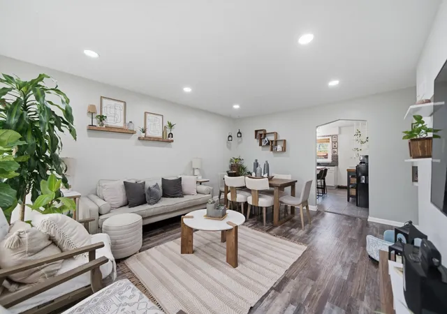 Photo 3 of Single family home for sale at 2309 S 23rd Avenue, Broadview, IL 60155 | MLS# 12766568 | Listing updated on 2026-09-28