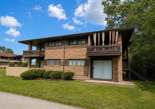 Photo 1 of Condo for sale at 19428 Oak Ave #83, Country Club Hills, IL 60478 | MLS# 12766569 | Listing updated on 2026-09-23