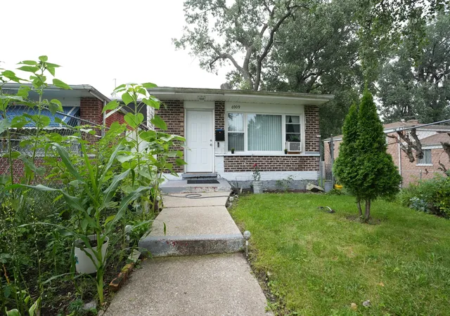 Single family home for sale at 6909 S Ada St, Chicago, IL 60636 | MLS# 12766572