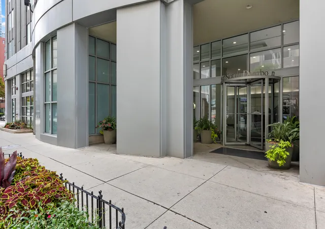 Photo 1 of Condo for sale at 600 N Dearborn St #1707, Chicago, IL 60654 | MLS# 12766576 | Listing updated on 2026-09-24