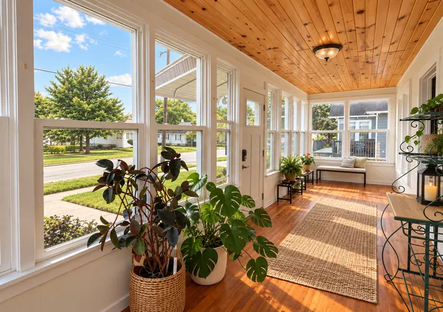 Photo 3 of Single family home for sale at 445 Pleasant St, Woodstock, IL 60098 | MLS# 12766595 | Listing updated on 2026-09-30