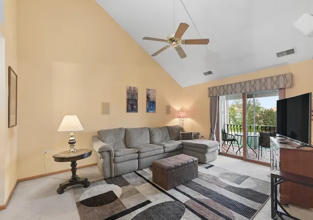Photo 4 of Condo for sale at 6510 Pine Trl Ln #4, Tinley Park, IL 60477 | MLS# 12766605 | Listing updated on 2026-09-30