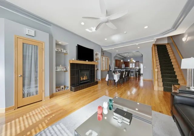 Photo 2 of Single family home for sale at 2646 S Hillock Ave, Chicago, IL 60608 | MLS# 12766613 | Listing updated on 2026-10-07