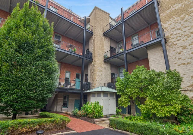 Photo 4 of Condo for sale at 1445 W Belden Ave #3K, Chicago, IL 60614 | MLS# 12766637 | Listing updated on 2026-10-07