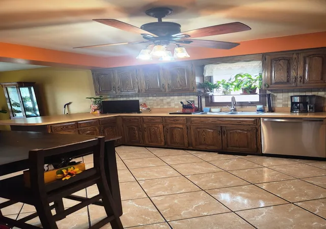 Photo 4 of Single family home for sale at 11532 S Ave G, Chicago, IL 60617 | MLS# 12766643 | Listing updated on 2026-10-05