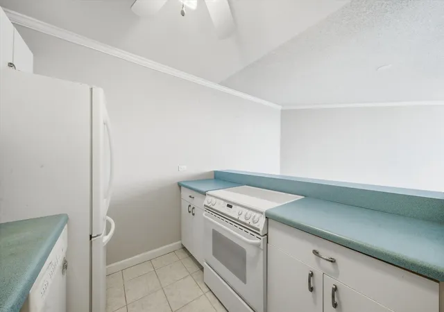 Photo 4 of Condo for sale at 5320 N Sheridan Rd #1607, Chicago, IL 60640 | MLS# 12766698 | Listing updated on 2026-09-29