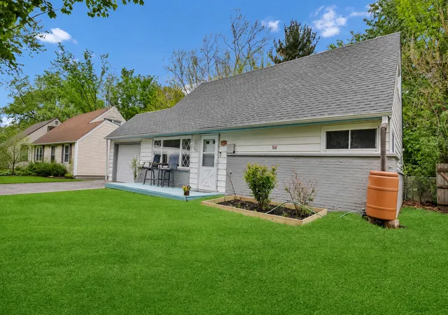 Photo 1 of Single family home for sale at 406 Winnebago St, Park Forest, IL 60466 | MLS# 12766734 | Listing updated on 2026-09-22