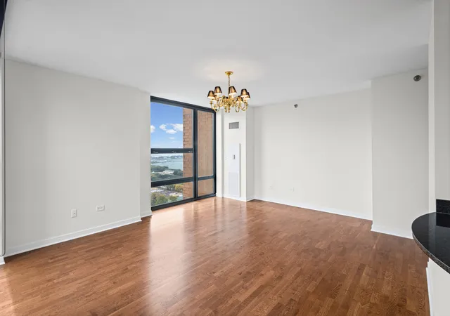 Photo 4 of Condo for sale at 1160 S Michigan Ave #3703, Chicago, IL 60605 | MLS# 12766756 | Listing updated on 2026-10-21