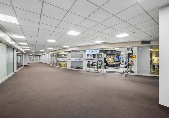 Photo 4 of Condo for sale at 300 N State St #5504, Chicago, IL 60654 | MLS# 12766761 | Listing updated on 2026-10-05