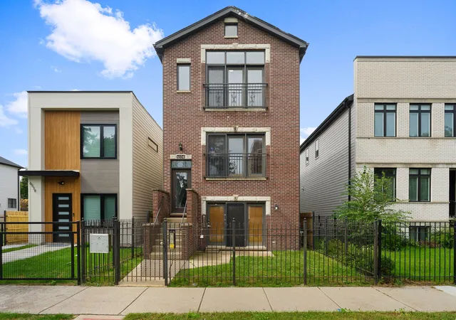 Condo for sale at 6534 S Kimbark Ave #3, Chicago, IL 60637 | MLS# 12766776