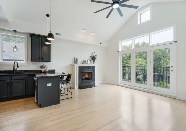 Photo 2 of Condo for sale at 6534 S Kimbark Ave #3, Chicago, IL 60637 | MLS# 12766776 | Listing updated on 2026-09-29