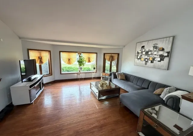 Photo 3 of Single family home for sale at 20835 London Dr, Olympia Fields, IL 60461 | MLS# 12766783 | Listing updated on 2026-09-23