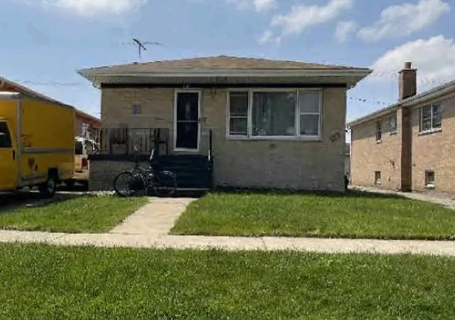 Photo 2 of Single family home for sale at 1119 Lucas St, Calumet City, IL 60409 | MLS# 12766835 | Listing updated on 2026-09-22