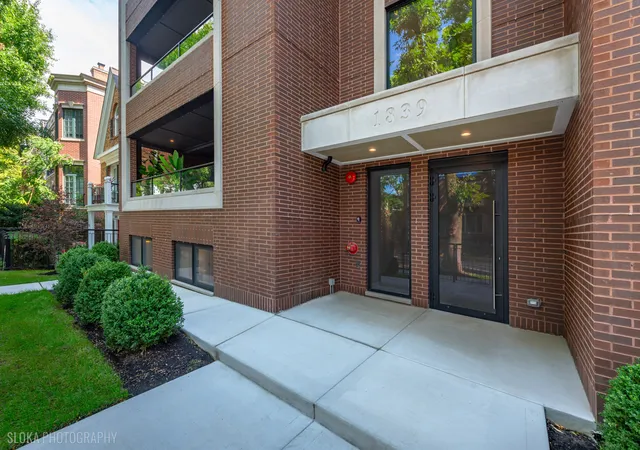 Photo 2 of Condo for sale at 1839 N Dayton St #101, Chicago, IL 60614 | MLS# 12766840 | Listing updated on 2026-09-25