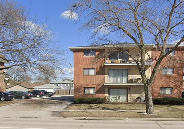 Condo for sale at 9645 S Ridgeland Ave #302, Oak Lawn, IL 60453 | MLS# 12766842