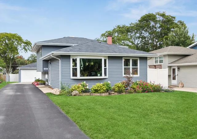Single family home for sale at 314 Highridge Rd, Lombard, IL 60148 | MLS# 12766853