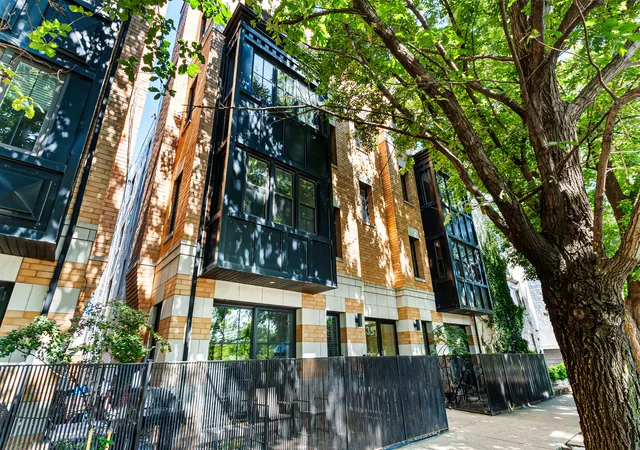 Condo for sale at 2235 N Lister Ave #102, Chicago, IL 60614 | MLS# 12766858