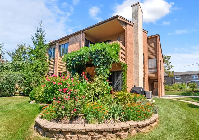 Condo for sale at 14475 S Ravinia Ave #9, Orland Park, IL 60462 | MLS# 12766869