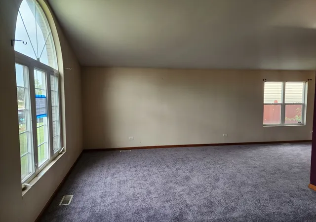 Photo 1 of Single family home for sale at 627 Clover Ln, University Park, IL 60484 | MLS# 12766875 | Listing updated on 2026-09-22
