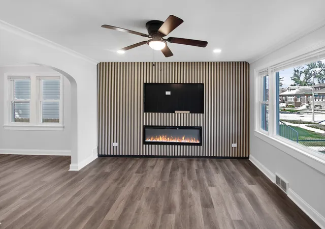 Photo 3 of Single family home for sale at 605 E 88th Place, Chicago, IL 60619 | MLS# 12766942 | Listing updated on 2026-09-24
