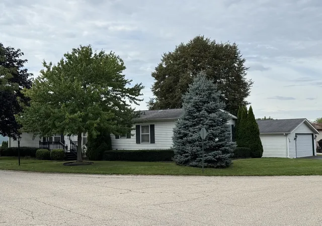 Photo 22 of Single family home for sale at 326 Tioga Trl, Marengo, IL 60152 | MLS# 12766970 | Listing updated on 2026-09-30