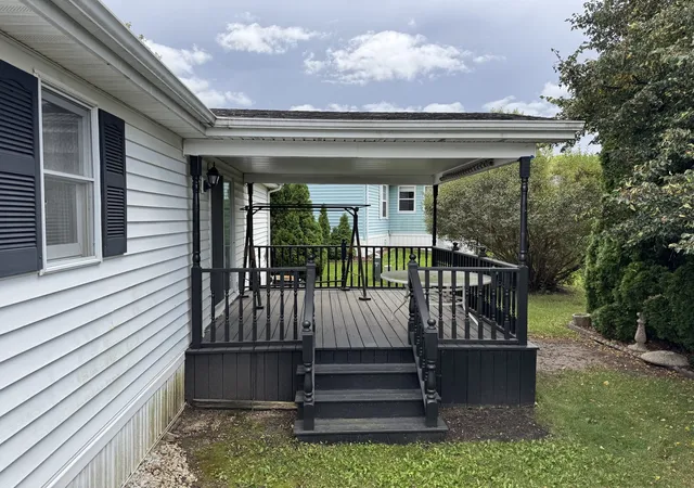 Photo 3 of Single family home for sale at 326 Tioga Trl, Marengo, IL 60152 | MLS# 12766970 | Listing updated on 2026-09-30