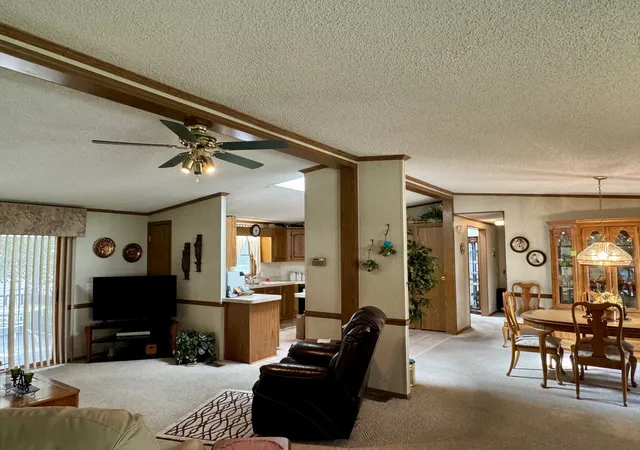 Photo 4 of Single family home for sale at 326 Tioga Trl, Marengo, IL 60152 | MLS# 12766970 | Listing updated on 2026-09-30