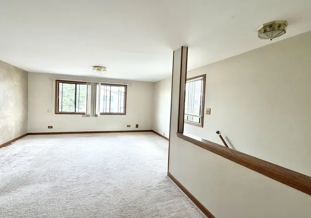 Photo 3 of Condo for sale at 935 Shattuck Ln #935, Schaumburg, IL 60194 | MLS# 12766974 | Listing updated on 2026-09-30
