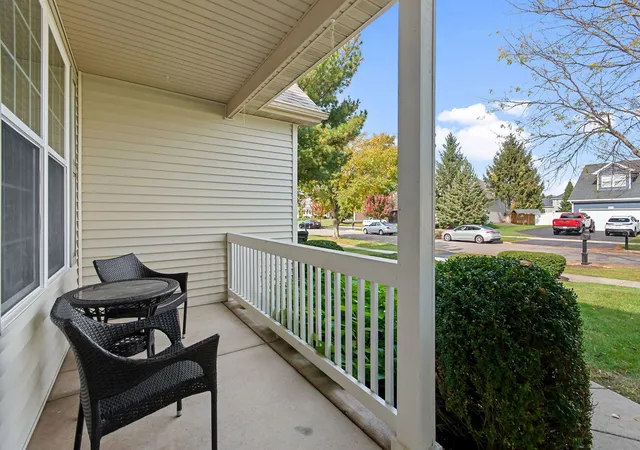 Photo 1 of Single family home for sale at 962 Canyon Trl Ct, Yorkville, IL 60560 | MLS# 12766983 | Listing updated on 2026-10-28