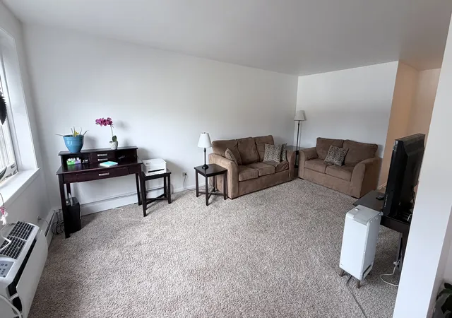 Photo 4 of Condo for sale at 5220 Oakton St #204, Skokie, IL 60077 | MLS# 12767033 | Listing updated on 2026-09-25