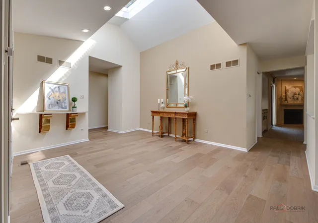 Photo 3 of Single family home for sale at 2457 Seville Cir, Northbrook, IL 60062 | MLS# 12767051 | Listing updated on 2026-09-28