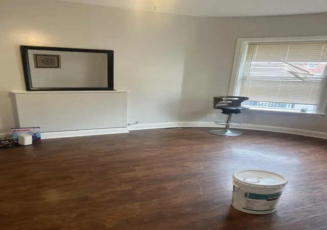 Listing Photo 4 - Condo for sale in building located at 6342 S Vernon Ave, Chicago, IL 60637