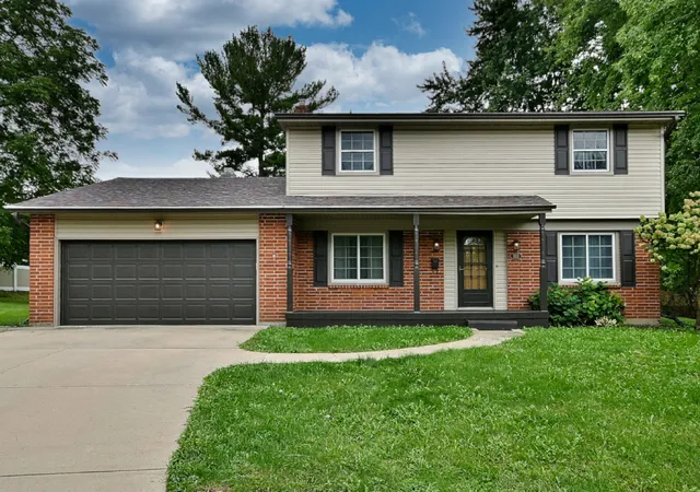 Photo 2 of Single family home for sale at 703 Larkfield Cir, Rockford, IL 61107 | MLS# 12767059 | Listing updated on 2026-09-30
