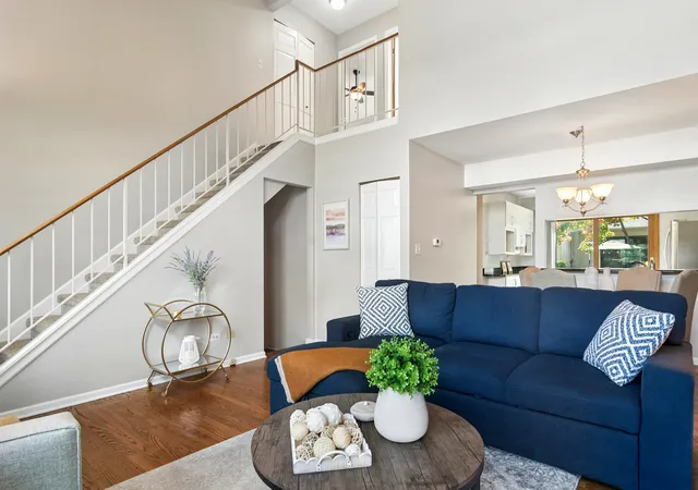 Photo 3 of Townhouse for sale at 4608 Mumford Dr, Hoffman Estates, IL 60192 | MLS# 12767071 | Listing updated on 2026-09-25