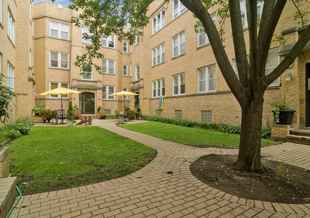 Photo 2 of Condo for sale at 1336 W Estes Ave #2N, Chicago, IL 60626 | MLS# 12767075 | Listing updated on 2026-09-24