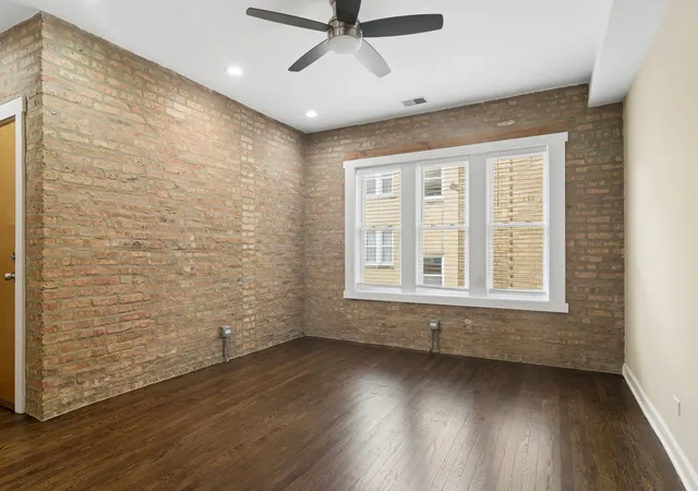 Listing Photo 4 - Condo for sale in building located at 1336 W Estes Ave, Chicago, IL 60626 - Unit #2N