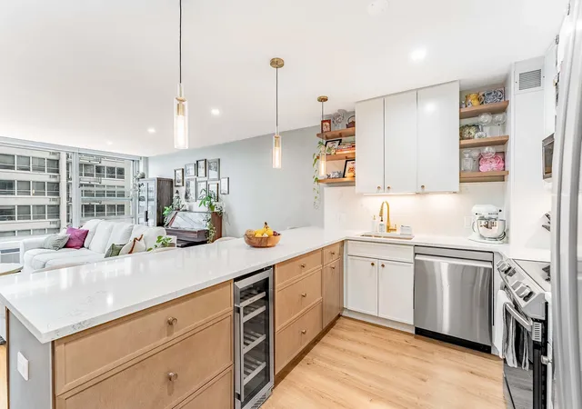 Photo 3 of Condo for sale at 3600 N Lake Shore Dr #907, Chicago, IL 60613 | MLS# 12767087 | Listing updated on 2026-09-28