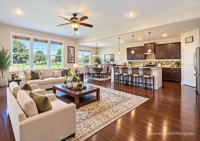 Photo 4 of Single family home for sale at 1312 Springfield Ln, Shorewood, IL 60404 | MLS# 12767088 | Listing updated on 2026-10-10