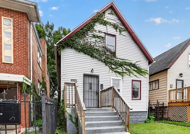 Photo 1 of Single family home for sale at 10931 S State St, Chicago, IL 60628 | MLS# 12767110 | Listing updated on 2026-09-23