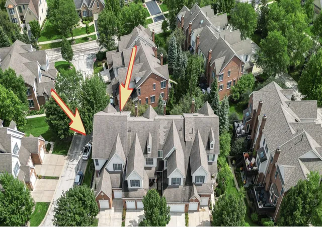 Photo 3 of Townhouse for sale at 22 Red Tail Dr, Hawthorn Woods, IL 60047 | MLS# 12767113 | Listing updated on 2026-09-23