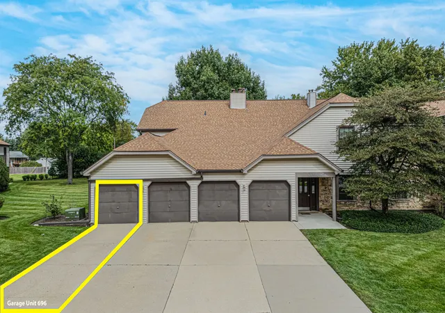 Photo 1 of Townhouse for sale at 696 Hapsfield Ln #4A1, Buffalo Grove, IL 60089 | MLS# 12767121 | Listing updated on 2026-09-25