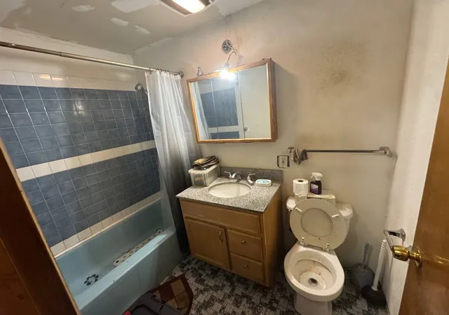 Photo 2 of Single family home for sale at 11714 S Throop St, Chicago, IL 60643 | MLS# 12767129 | Listing updated on 2026-09-23
